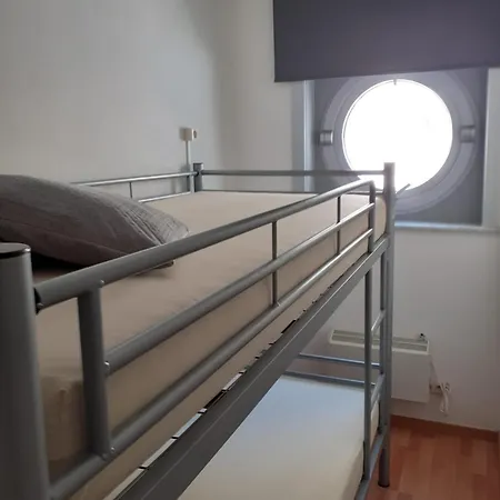 Bel Air - Modern With Terrace, View On Pool T53 Appartement *